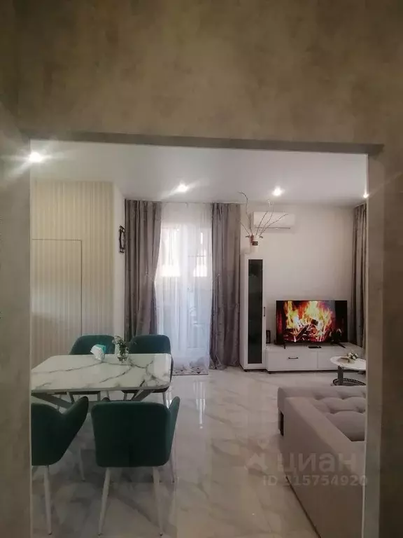 Дом в Волгоградская область, Среднеахтубинский район, Фрунзенское ... - Фото 1