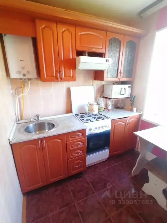 3-к кв. Брянская область, Брянск Донбасская ул., 26 (60.0 м) - Фото 1