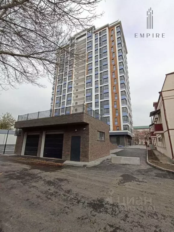 2-к кв. Чеченская республика, Грозный Моздокская ул., 17 (72.5 м) - Фото 0