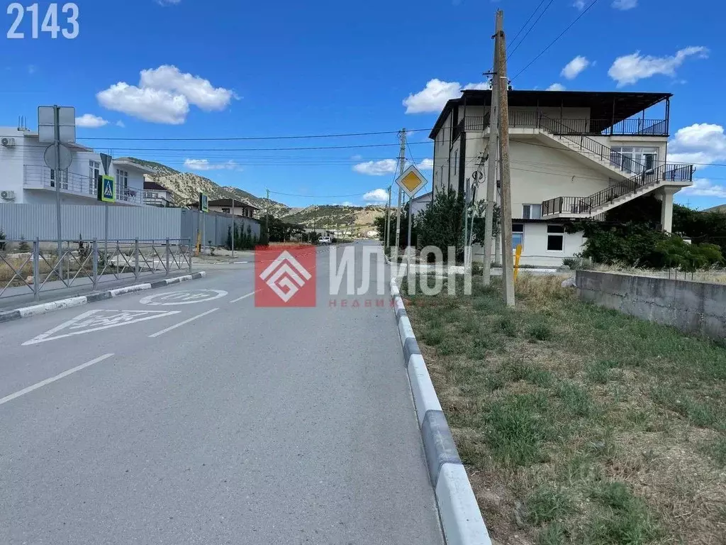 Участок в Крым, Судак ул. Ореховая (6.0 сот.) - Фото 1