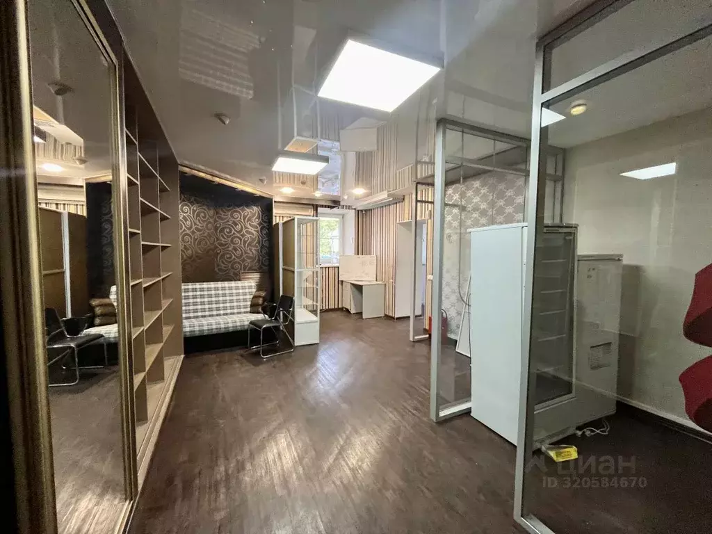 Помещение свободного назначения в Хабаровский край, Хабаровск ул. ... - Фото 2