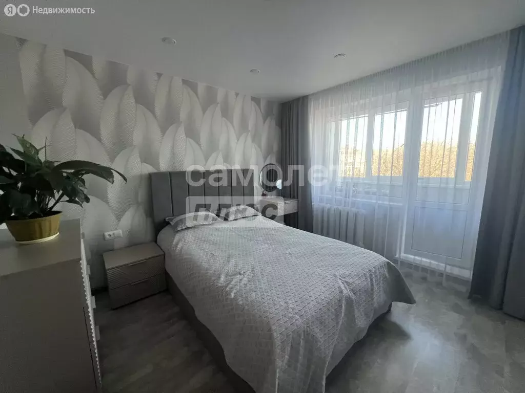 3-комнатная квартира: муниципальное образование Киров, посёлок Ганино, ... - Фото 1