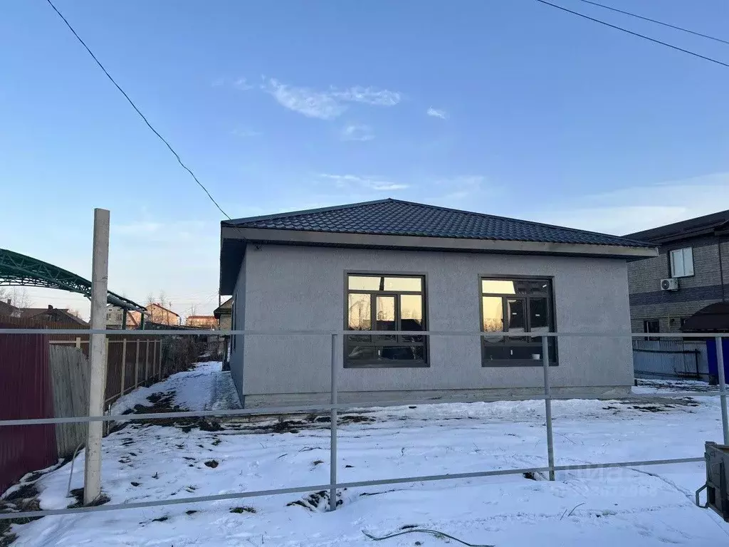 Дом в Омская область, Омск Крыловская ул. (105 м) - Фото 1