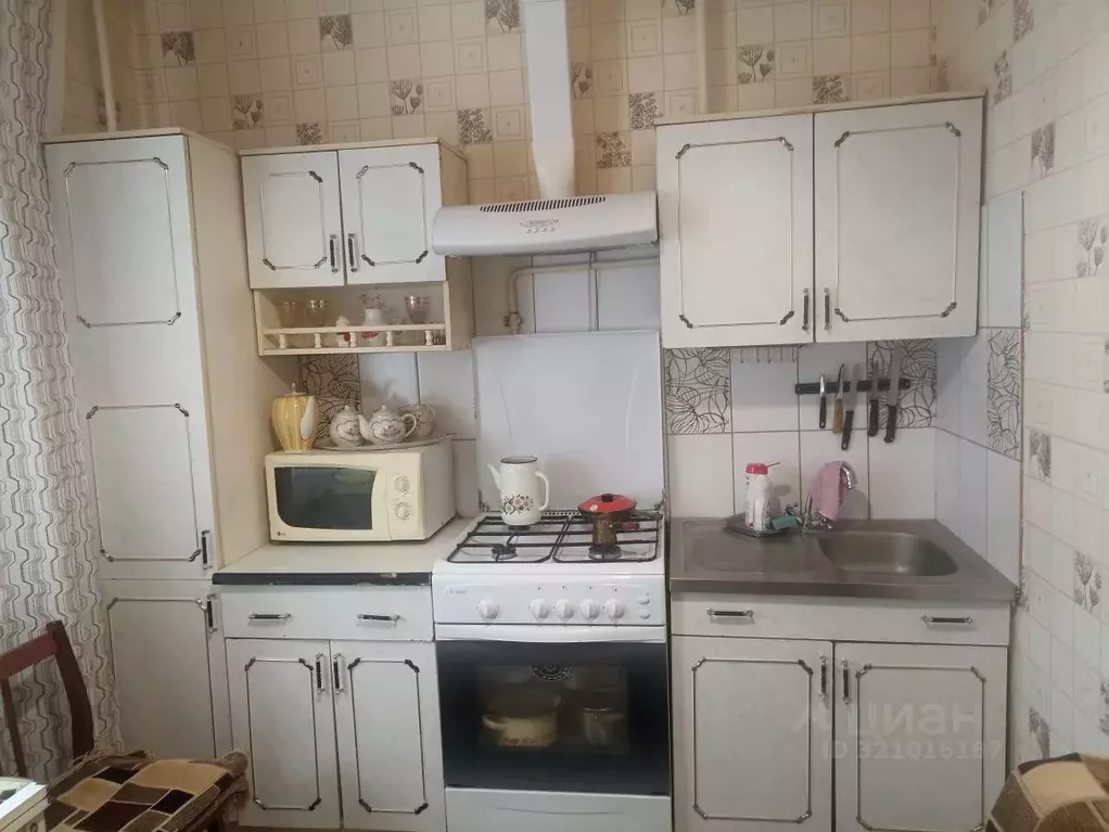 1-к кв. Брянская область, Брянск ул. Медведева, 11 (40.0 м) - Фото 1