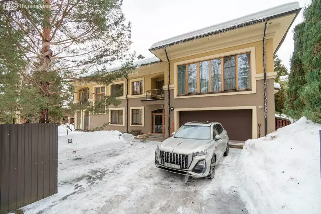 Дом в Москва, район Троицк, КП Чароит (700 м) - Фото 1