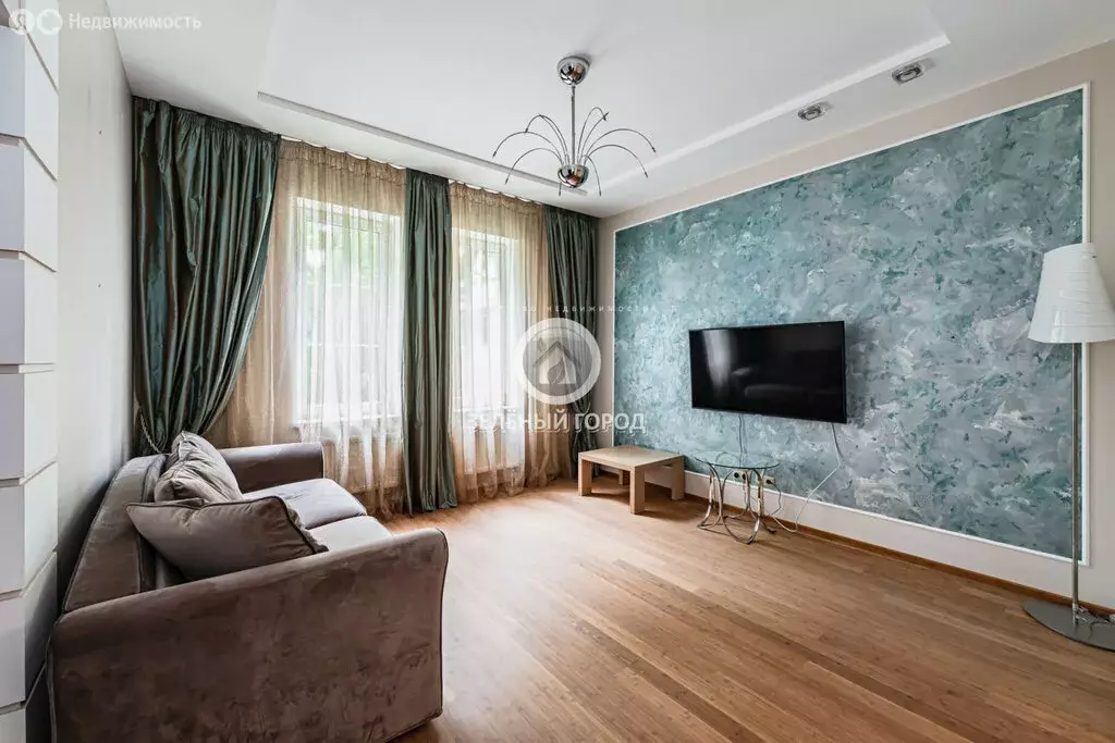 2-комнатная квартира: Светлогорск, переулок Гагарина, 3 (69.9 м) - Фото 1