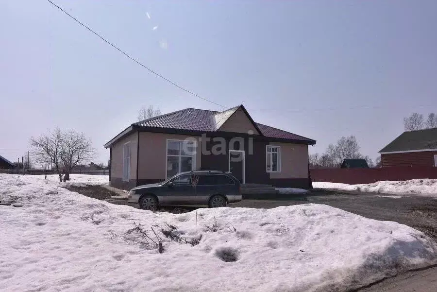 Дом в Сахалинская область, Южно-Сахалинск Агат СДНТ, 38 (100 м) - Фото 1
