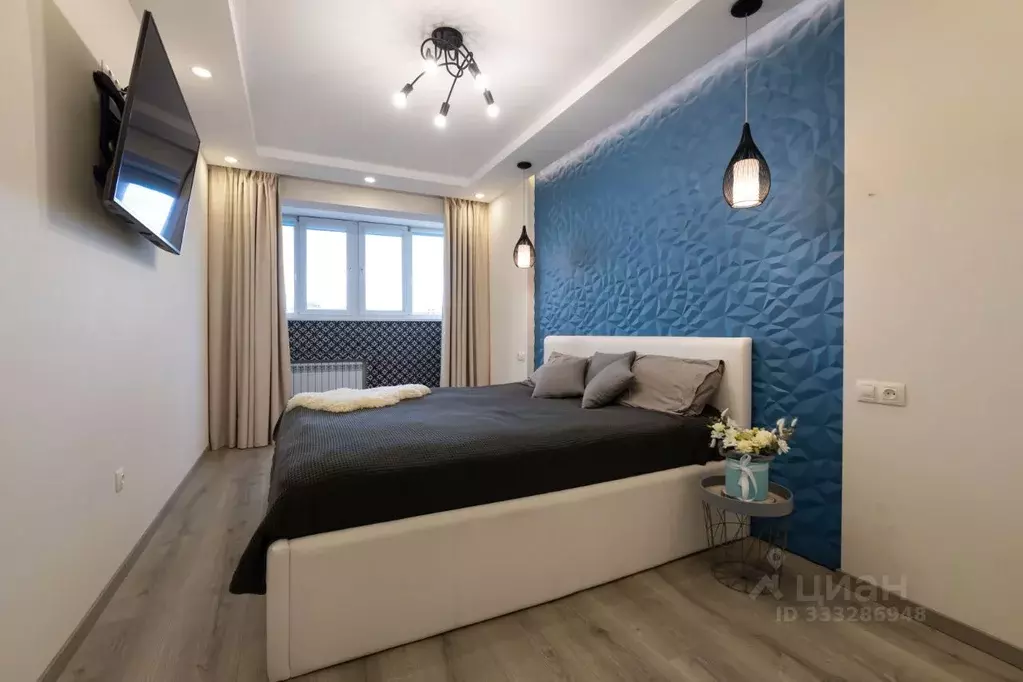 3-к кв. Санкт-Петербург пос. Шушары, просп. Новгородский, 8 (85.5 м) - Фото 1