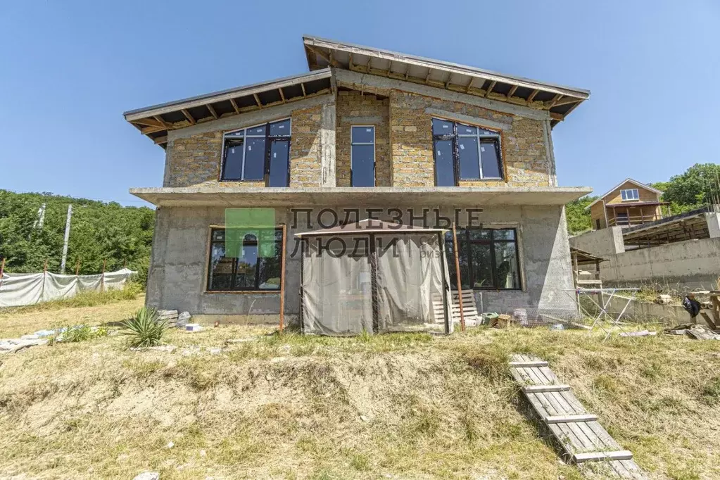 Дом в Севастополь с. Широкое, ул. Микадзе, 1В (270 м) - Фото 1