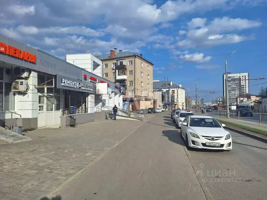 Помещение свободного назначения в Татарстан, Казань ул. Максимова, 2А ... - Фото 1