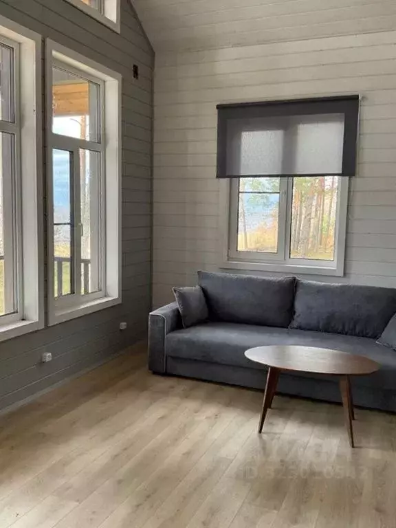 Дом в Псковская область, Гдов городское поселение, д. Подборовье  (130 ... - Фото 1