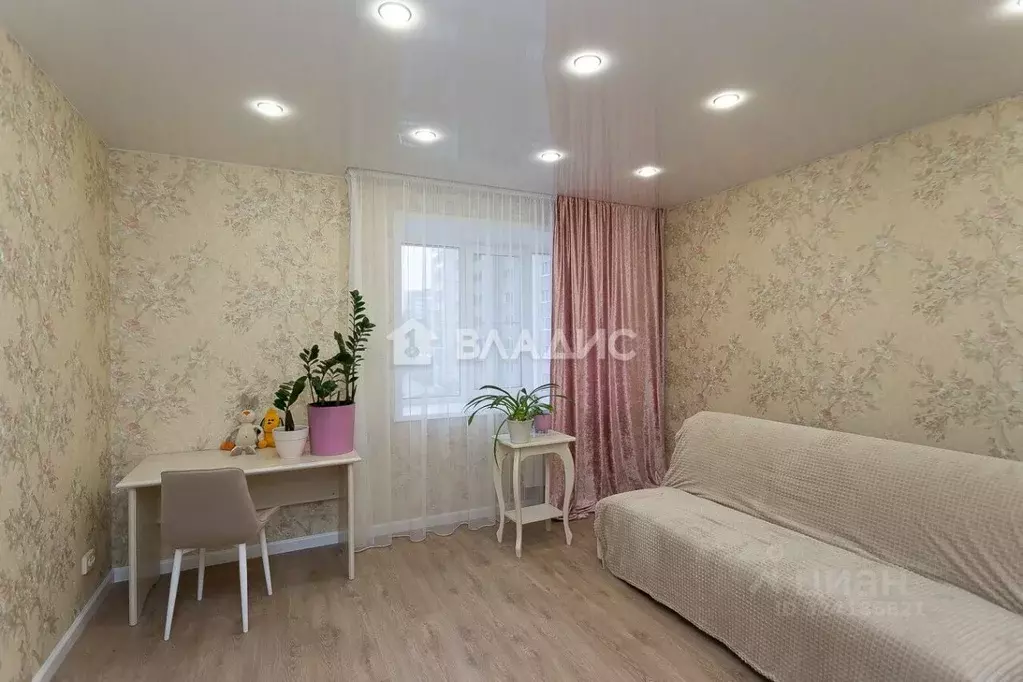 2-к кв. Владимирская область, Владимир ул. Гвардейская, 13Б (64.4 м) - Фото 1