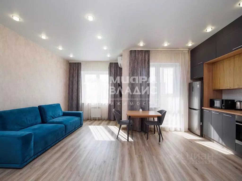 1-к кв. Омская область, Омск Взлетная ул., 11/1 (38.9 м) - Фото 1