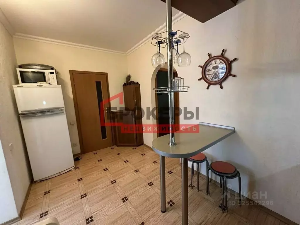 2-к кв. Крым, Алушта муниципальный округ, пос. Семидворье, Волна мкр 1 ... - Фото 2