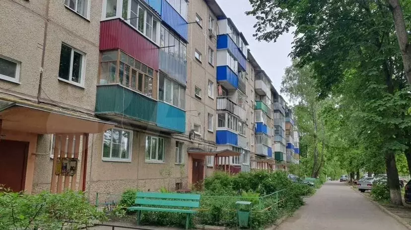 3-к. квартира, 60м, 2/5эт. - Фото 0