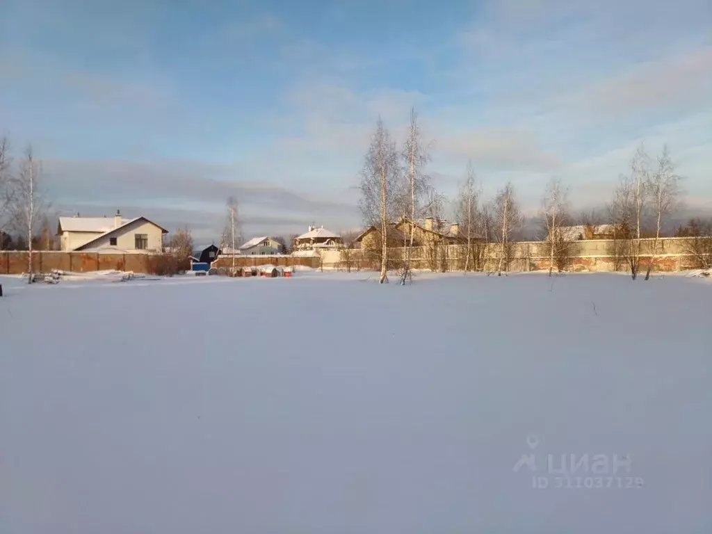 Участок в Московская область, Мытищи городской округ, д. ... - Фото 1