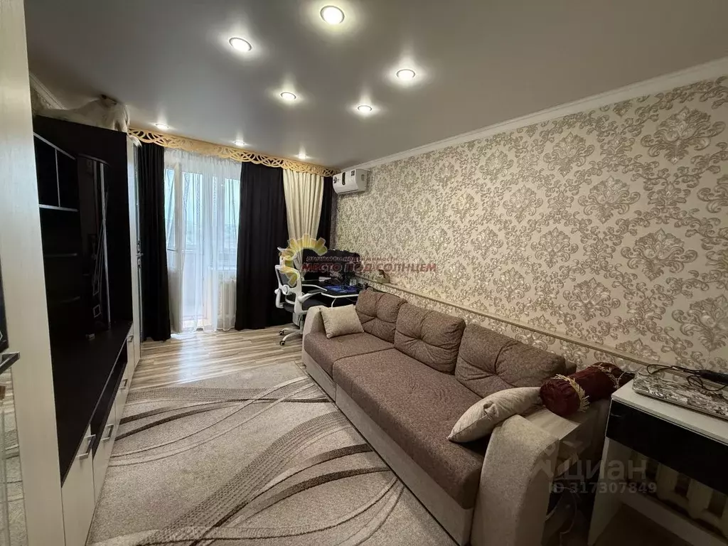 2-к кв. Краснодарский край, Ейск Красная ул., 57/1 (46.7 м) - Фото 1
