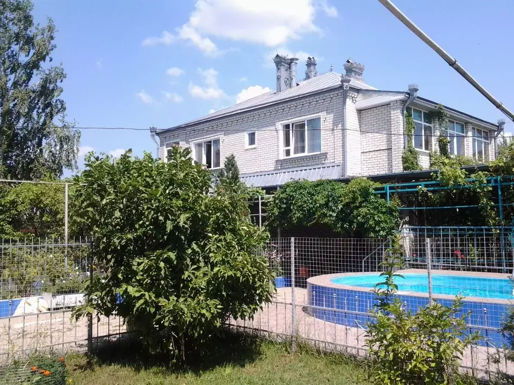Дом в Адыгея, Майкоп ул. Менделеева (331 м) - Фото 0
