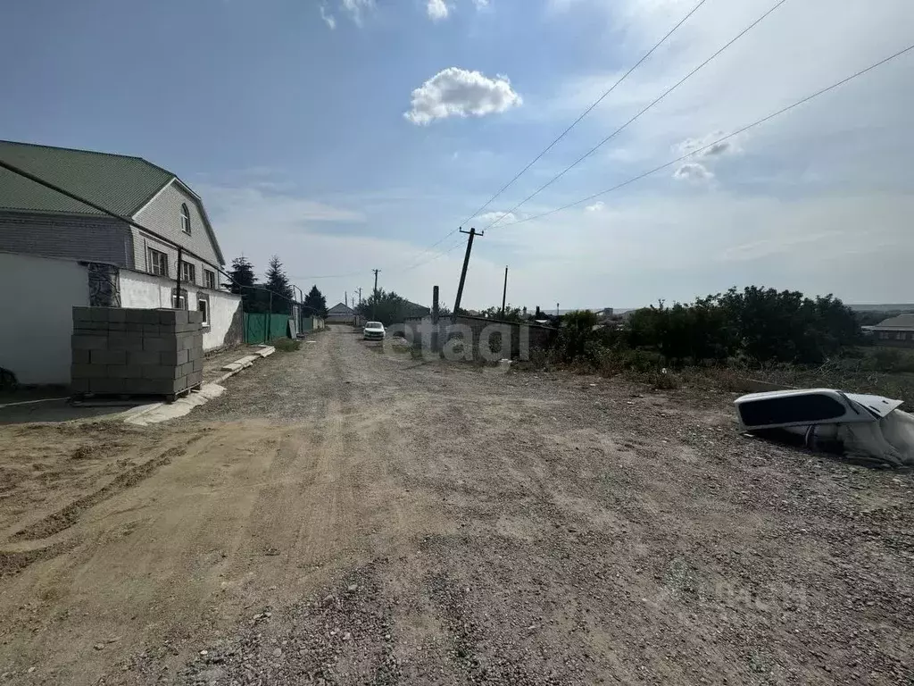 Участок в Карачаево-Черкесия, Прикубанский район, с. Чапаевское ... - Фото 0