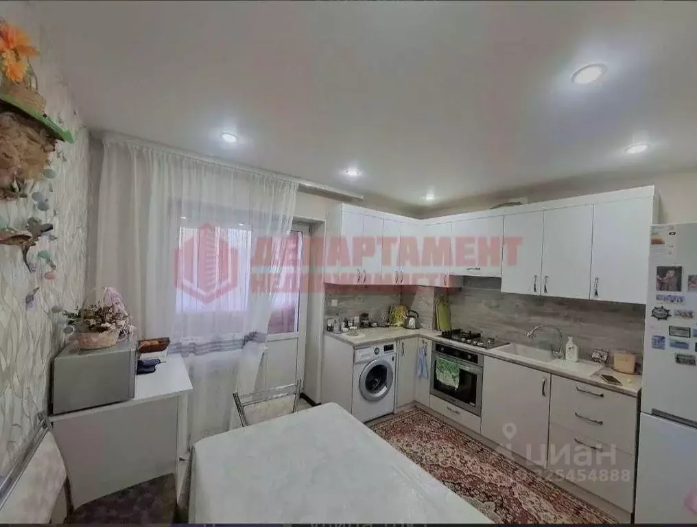 2-к кв. Астраханская область, Астрахань 6-й мкр, ул. Химиков, 1/1 ... - Фото 2