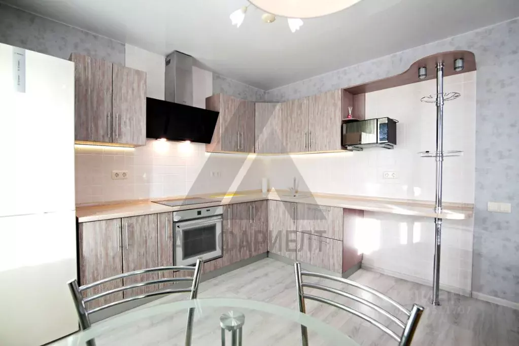 2-к кв. Омская область, Омск Транссибирская ул., 6к2 (57.0 м) - Фото 2