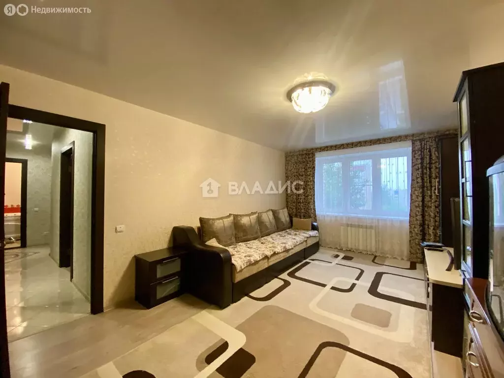 2-комнатная квартира: Смоленск, улица Матросова, 12 (63 м) - Фото 0