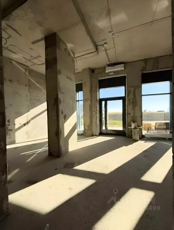 Помещение свободного назначения в Санкт-Петербург наб. Миклухо-Маклая, ... - Фото 1