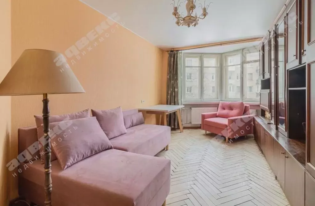 3-к кв. Санкт-Петербург Дрезденская ул., 28 (56.5 м) - Фото 1