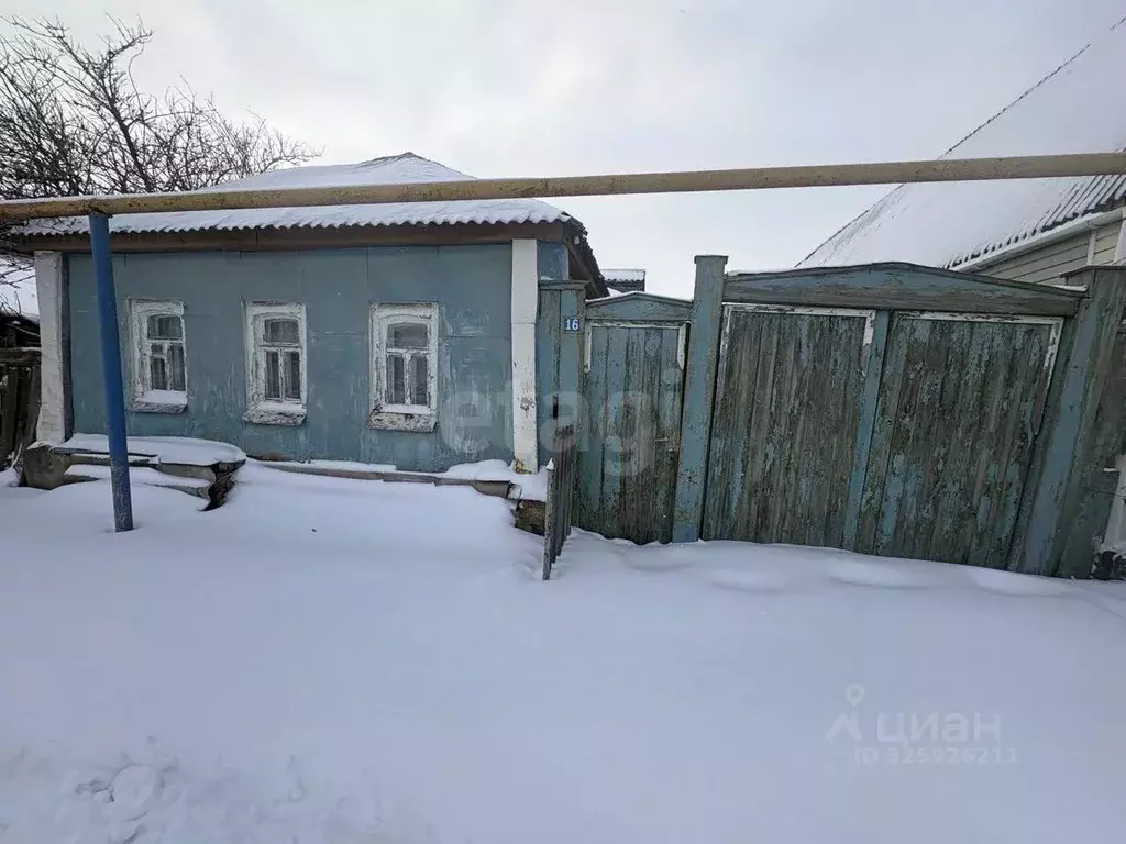Дом в Белгородская область, Корочанский район, с. Погореловка ... - Фото 1