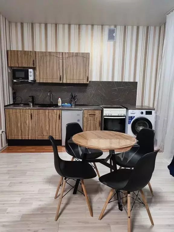 Студия Омская область, Омск ул. Перелета, 31 (42.0 м) - Фото 1