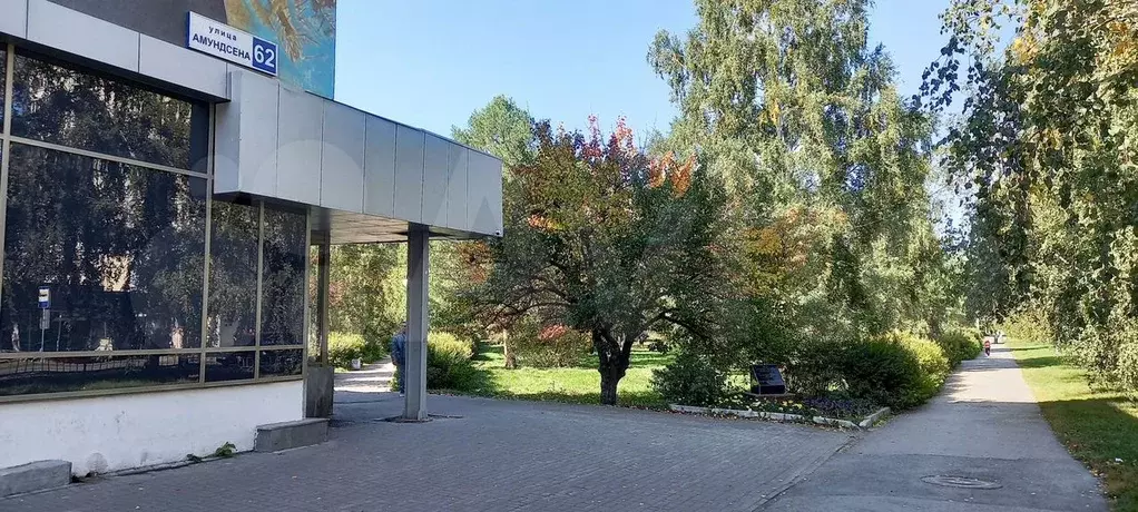 Площади свободного назначения на оживленном перекр - Фото 1