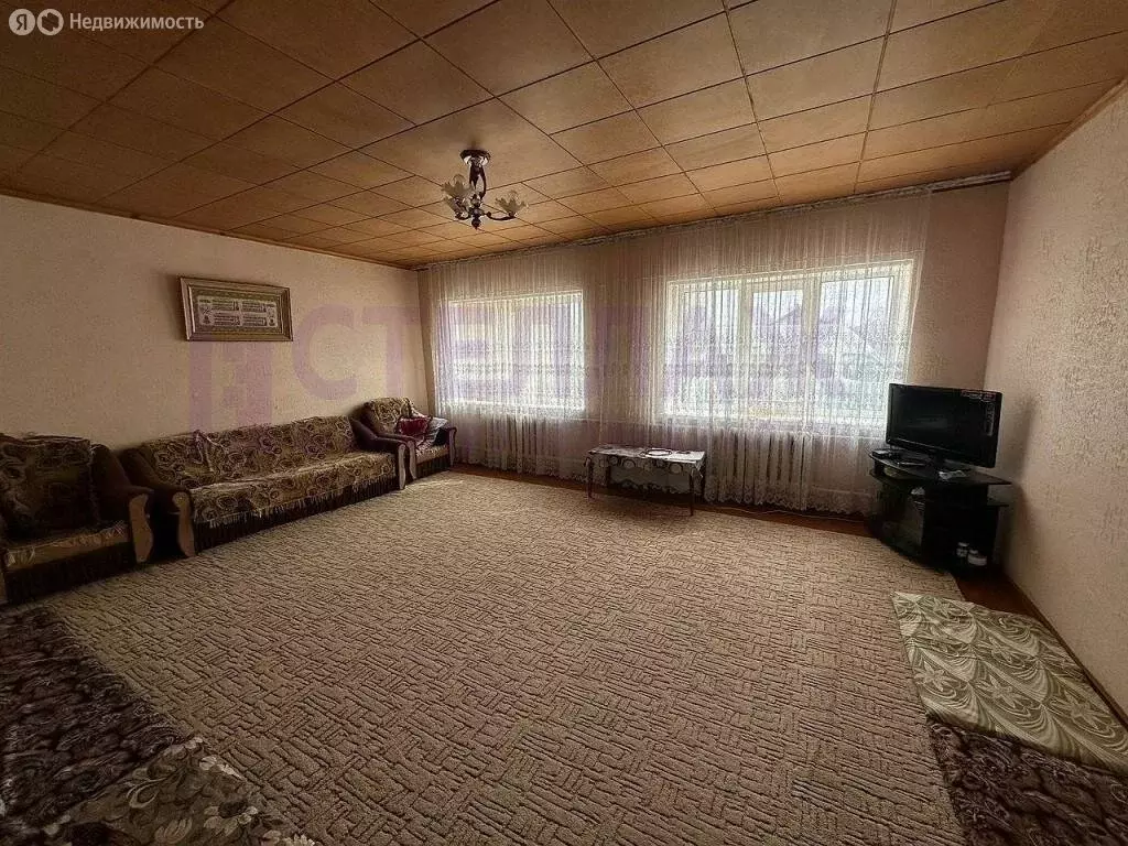 Дом в Дмитровское сельское поселение, село Ровенки (100 м) - Фото 2