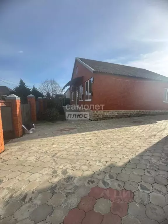 Дом в Краснодарский край, Кореновск Молодежная ул., 64 (97 м) - Фото 2