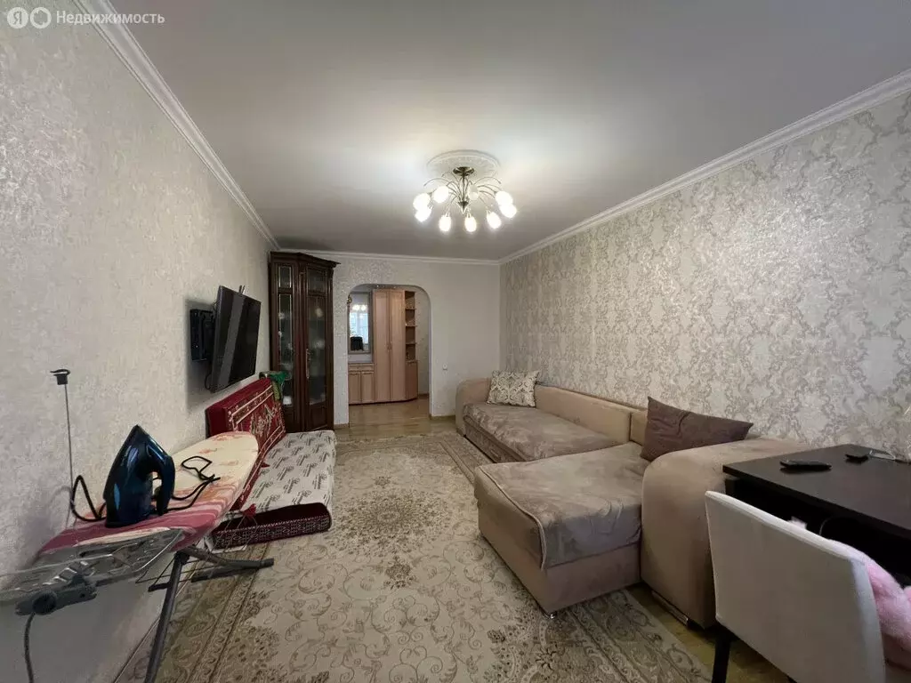3-комнатная квартира: Курск, Орловская улица, 1 (83.8 м) - Фото 1