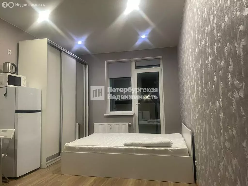 Квартира-студия: Санкт-Петербург, Октябрьская набережная, 44 (22.2 м) - Фото 1