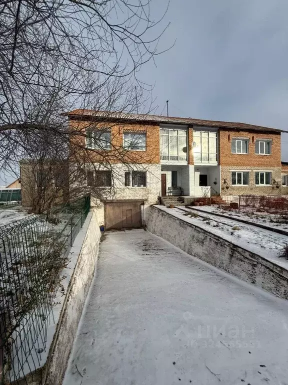 Дом в Красноярский край, Шарыповский муниципальный округ, с. ... - Фото 1