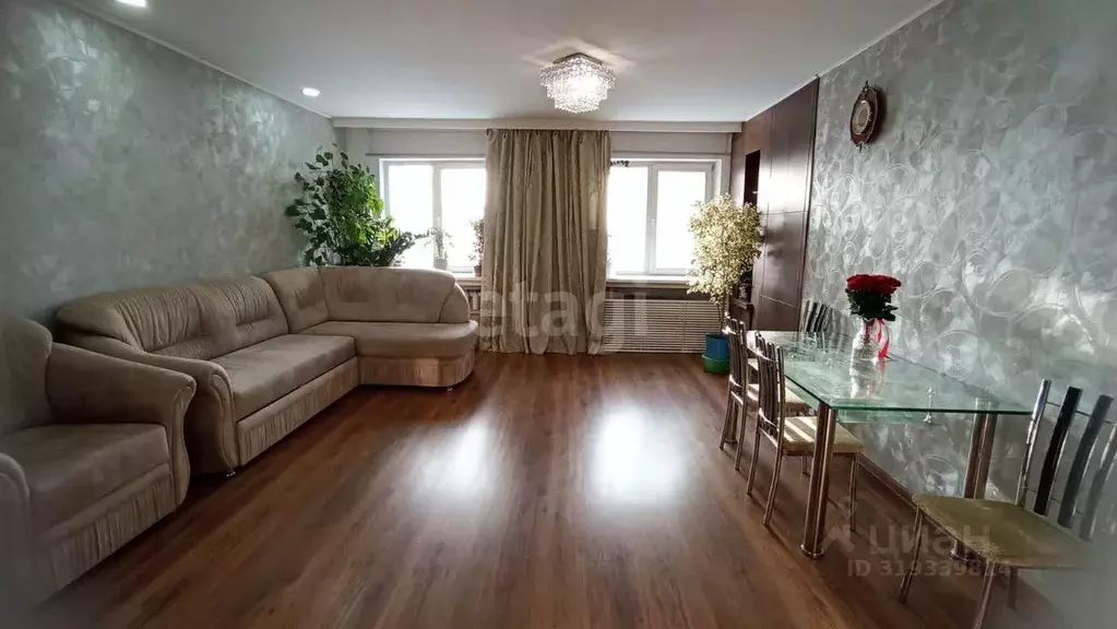 Дом в Бурятия, Улан-Удэ Стадионная ул., 12 (162 м) - Фото 0