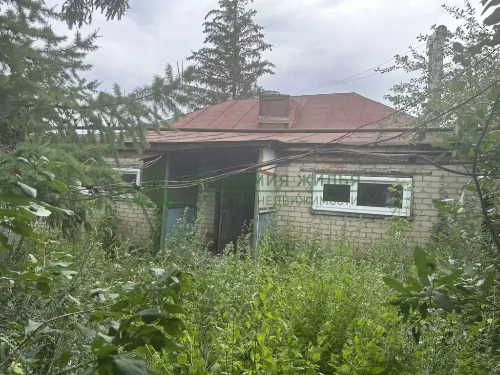 Дом в Саратовская область, Базарно-Карабулакский район, Свободинское ... - Фото 0