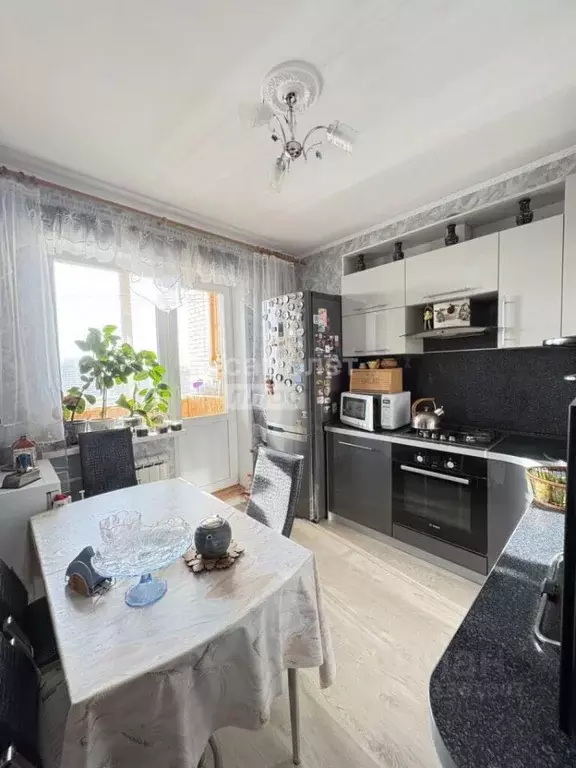3-к кв. Курская область, Курск Студенческая ул., 32 (73.1 м) - Фото 1