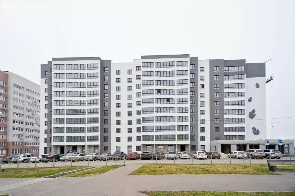 2-комнатная квартира: Саратов, улица имени Евгения Долгина, 8 (61.6 м) - Фото 1