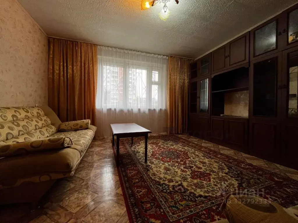 2-к кв. Челябинская область, Чебаркуль Октябрьская ул., 9А (52.0 м) - Фото 1