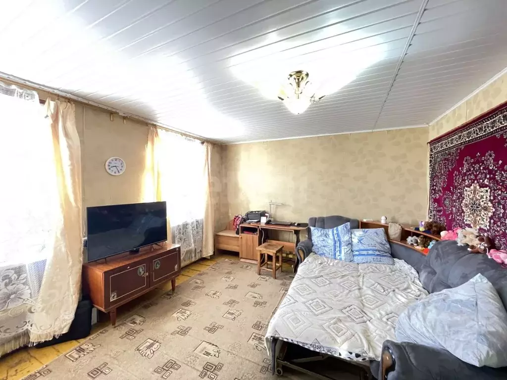 Дом в Оренбургская область, пос. Саракташ ул. Элеваторная, 20 (80 м) - Фото 1