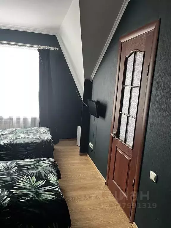 Комната Ленинградская область, Луга 3 - Фото 1