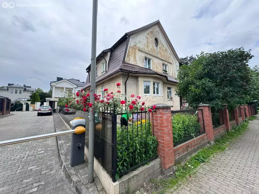 2-комнатная квартира: Калининград, Каштановый переулок, 7 (61.2 м) - Фото 0