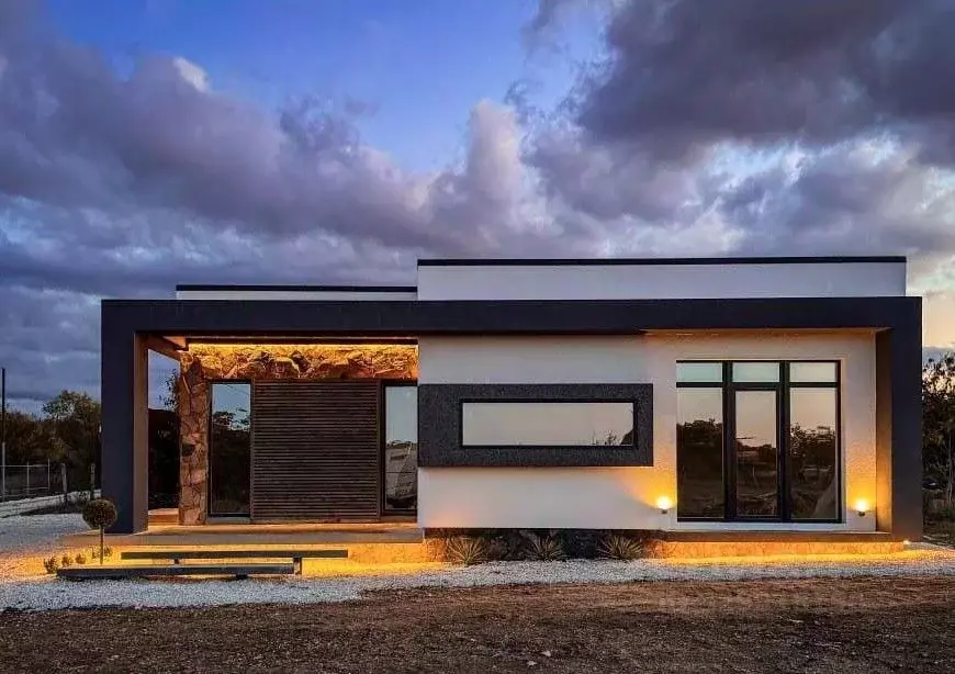 Дом в Крым, Сакский район, с. Суворовское ул. Мира, 21 (105 м) - Фото 2