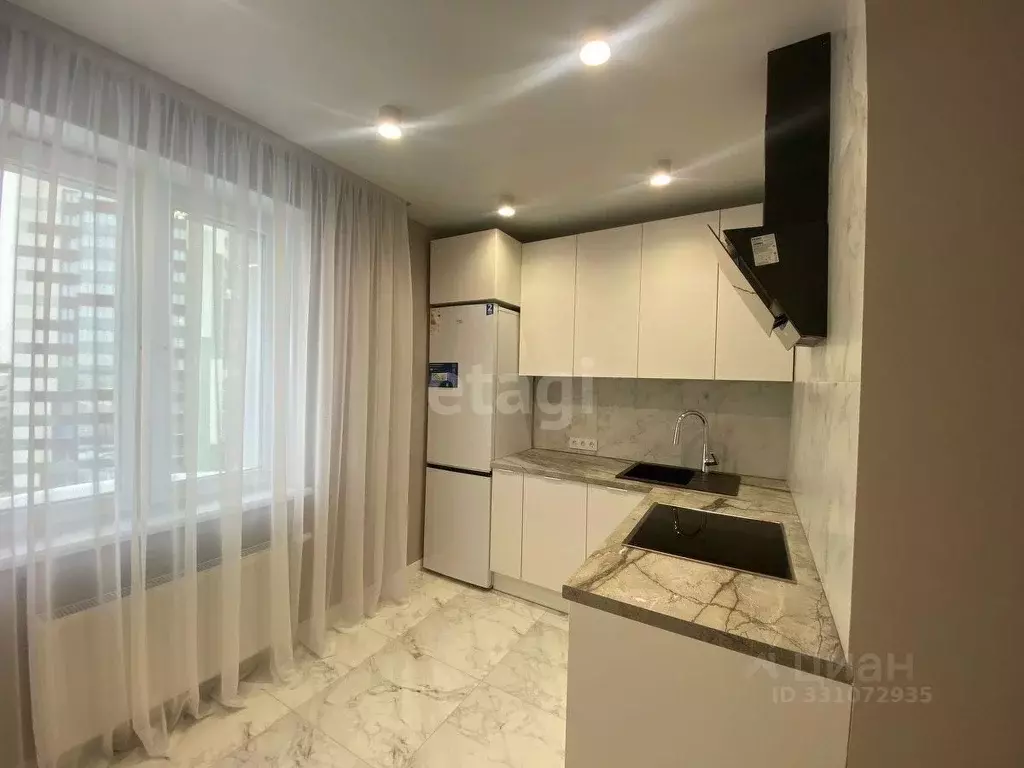 2-к кв. Татарстан, Казань ул. Вишневского, 61А (60.0 м) - Фото 2