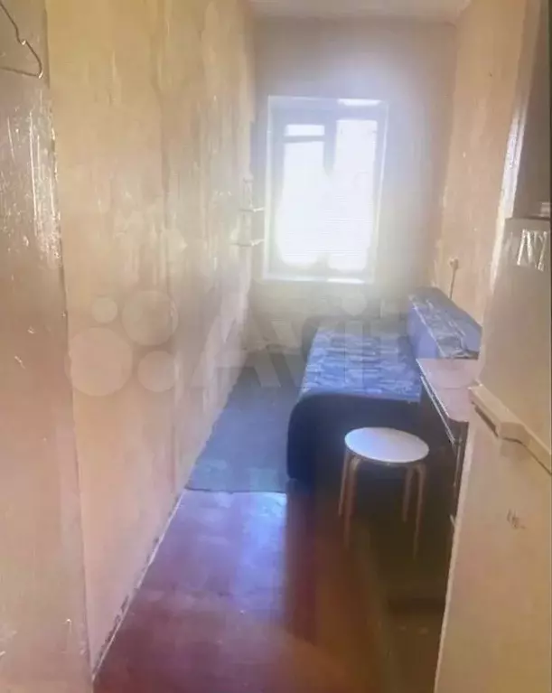 Комната 6 м в 8-к., 4/4 эт. - Фото 0