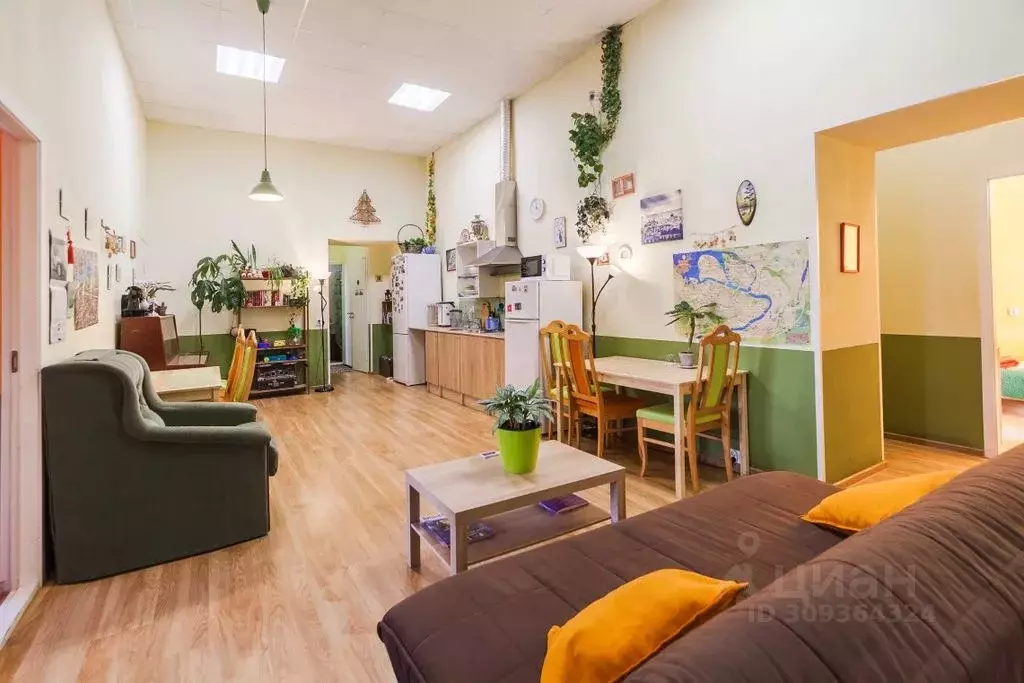 Комната Санкт-Петербург Итальянская ул., 12Е - Фото 1