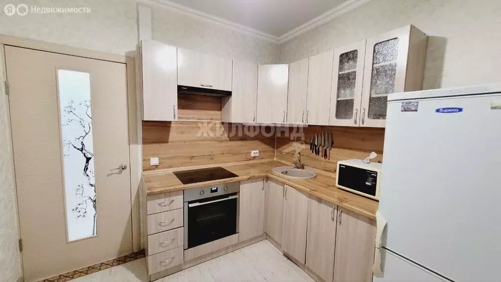 2-комнатная квартира: Абакан, улица Кирова, 107 (51 м) - Фото 1