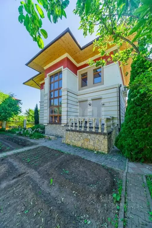 Дом в Саратовская область, Саратов ул. Алых Роз, 77 (435 м) - Фото 0